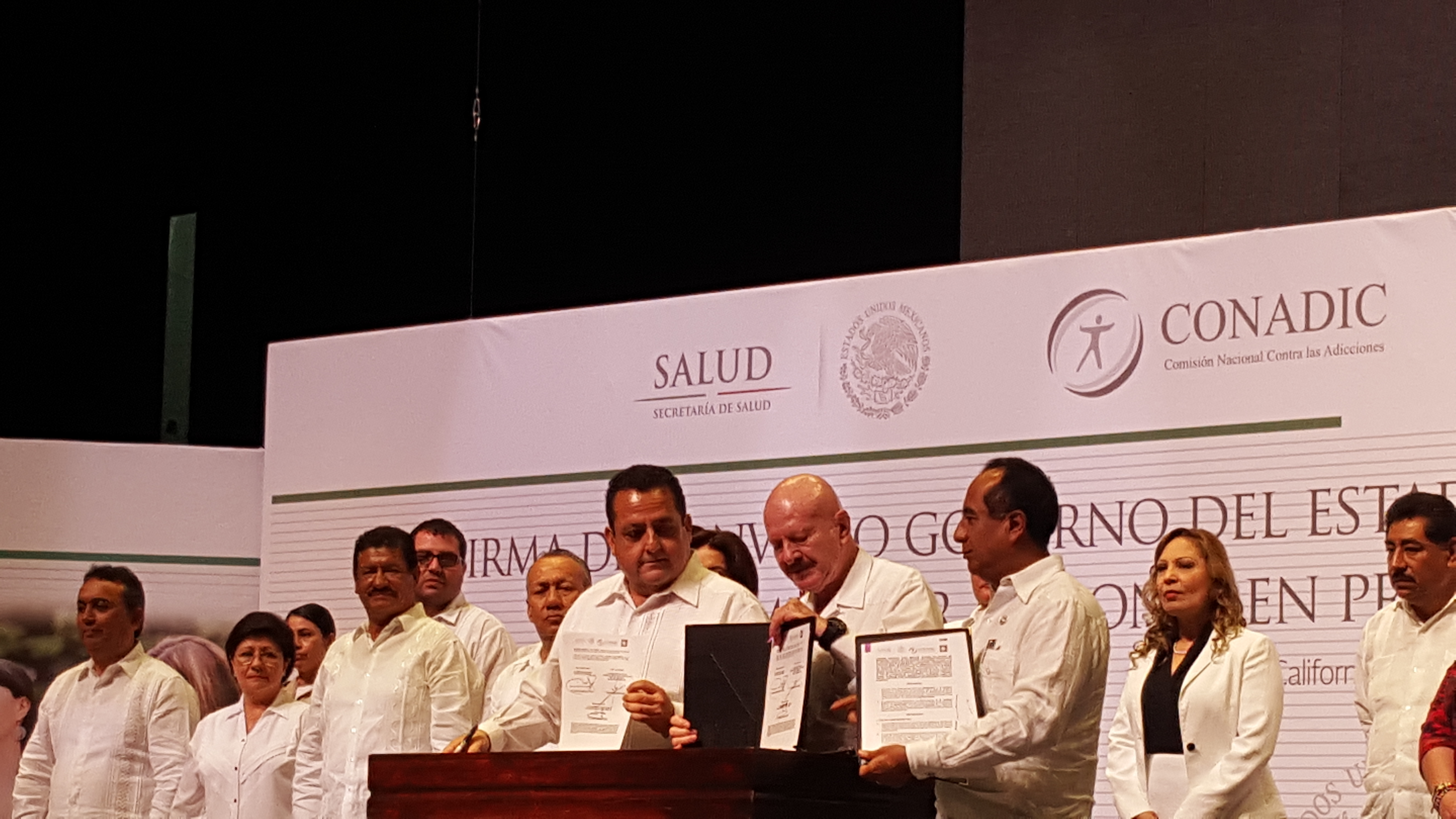 Firma de Convenio Gobierno del Estado de BCS y CONADIC Firma de Convenio Gobierno del Estado de BCS y CONADIC