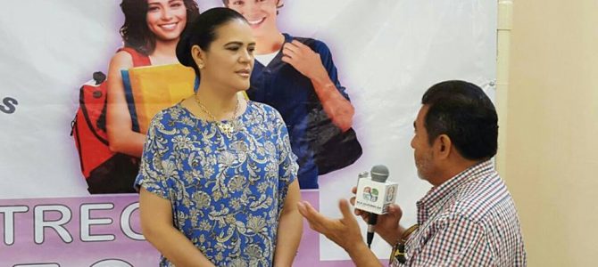 Entrevista de Canal 8 #BecasGobEdo2016 Entrevista de Canal 8 #BecasGobEdo2016