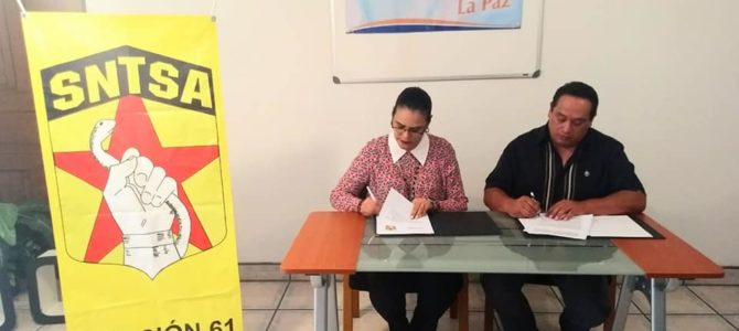 Firma de Convenio Preparatoria Liceo Cancún