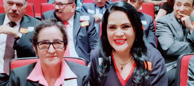 RECIBE RECONOCIMIENTO ENFERMERA RURAL DE BCS PERTENECIENTE A LA SECCIÓN 61 DEL SNTSA