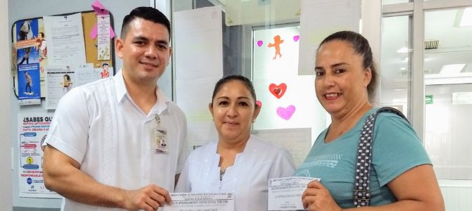 Entrega de Becas Entrega de Becas