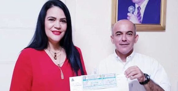 Entrega de Vales de Uniformes para trabajadores de CONADIC