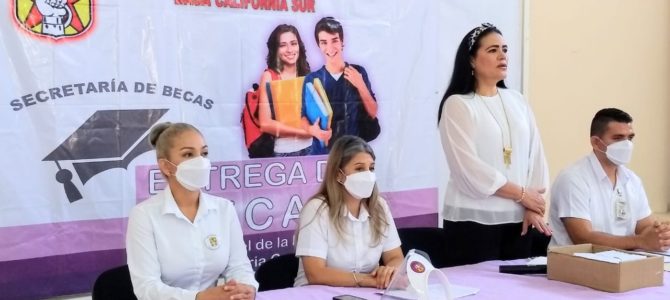 Entrega de Becas La Paz Sorteo Estatal Ciclo 2019-2020 (Aprovechamiento, Excelencia, Educación Especial y Capacidades Diferentes) Entrega de Becas La Paz Sorteo Estatal Ciclo 2019-2020 (Aprovechamiento, Excelencia, Educación Especial y Capacidades Diferentes)