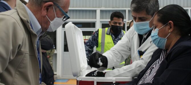 Aplicación de Segundo Lote de Vacunas COVID-19 Aplicación de Segundo Lote de Vacunas COVID-19