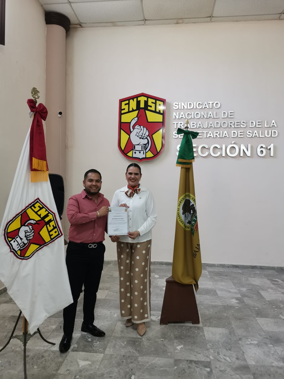 Entrega de nombramientos a delegados sindicales